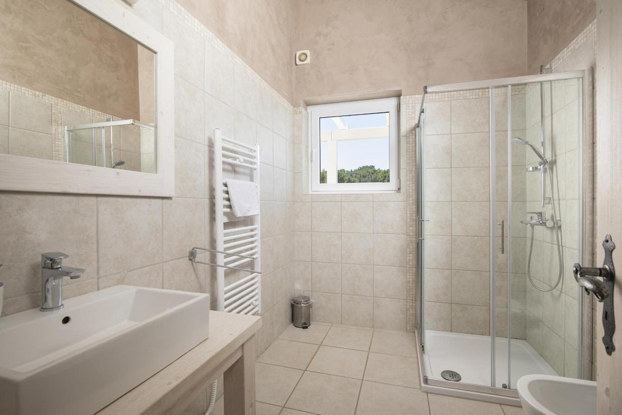 Villa Bella - Beautiful And Modern House With Pool, Souna, Jacuzzi & Playground, Liznjan - Istra Exteriér fotografie