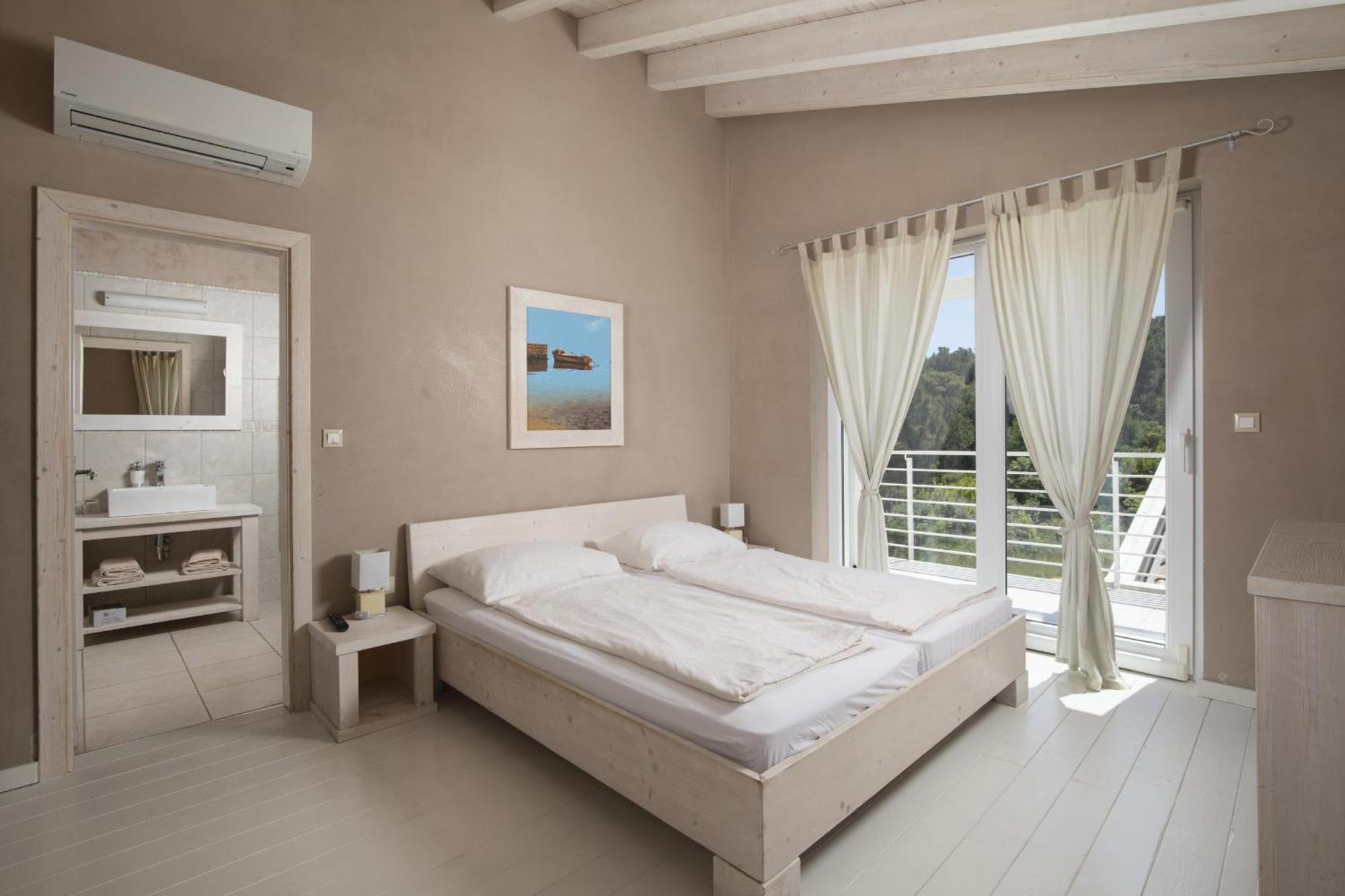 Villa Bella - Beautiful And Modern House With Pool, Souna, Jacuzzi & Playground, Liznjan - Istra Exteriér fotografie